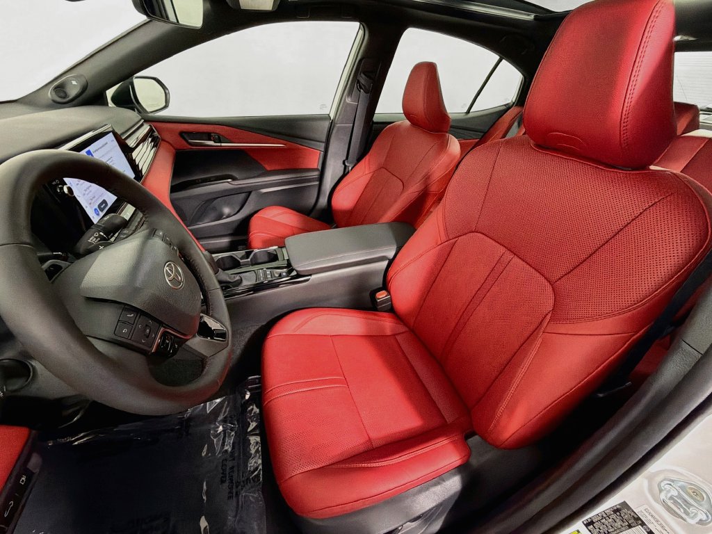 Used 2026 Toyota Camry XSE w/ Premium Plus Package FWD image 20