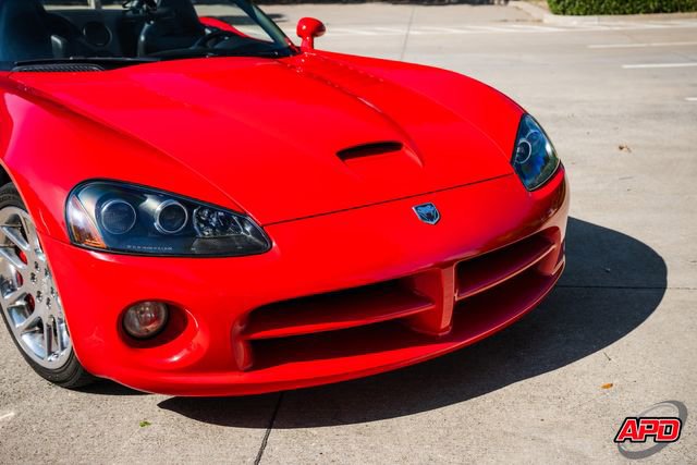 Used 2004 Dodge Viper SRT-10 image 22