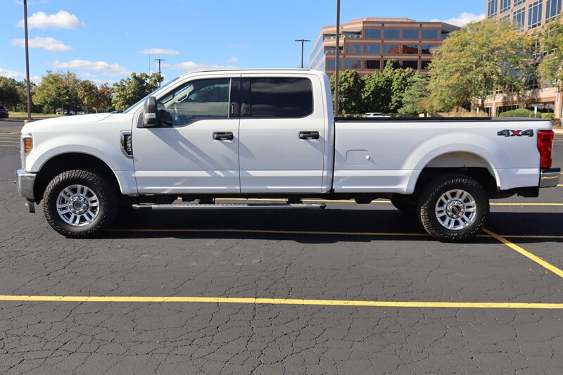 Used 2019 Ford F250 XLT AWD/4WD image 4