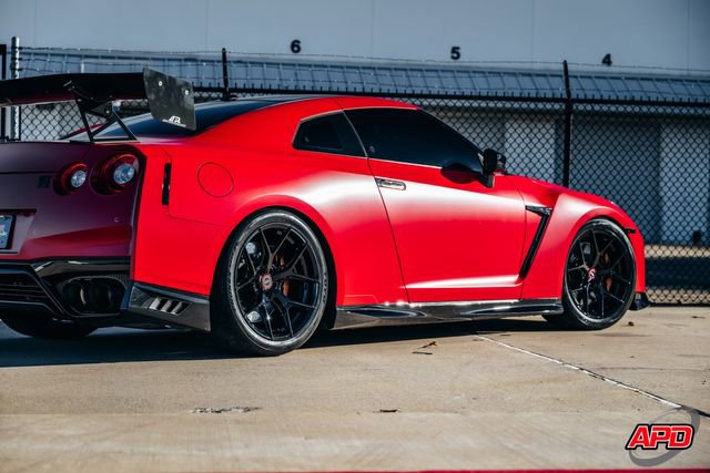 Used 2020 Nissan GT-R Premium w/ Premium Interior Package image 64