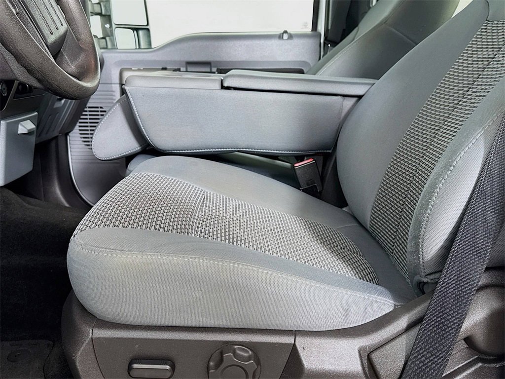 Used 2016 Ford F350 XLT w/ XLT Value Package image 17