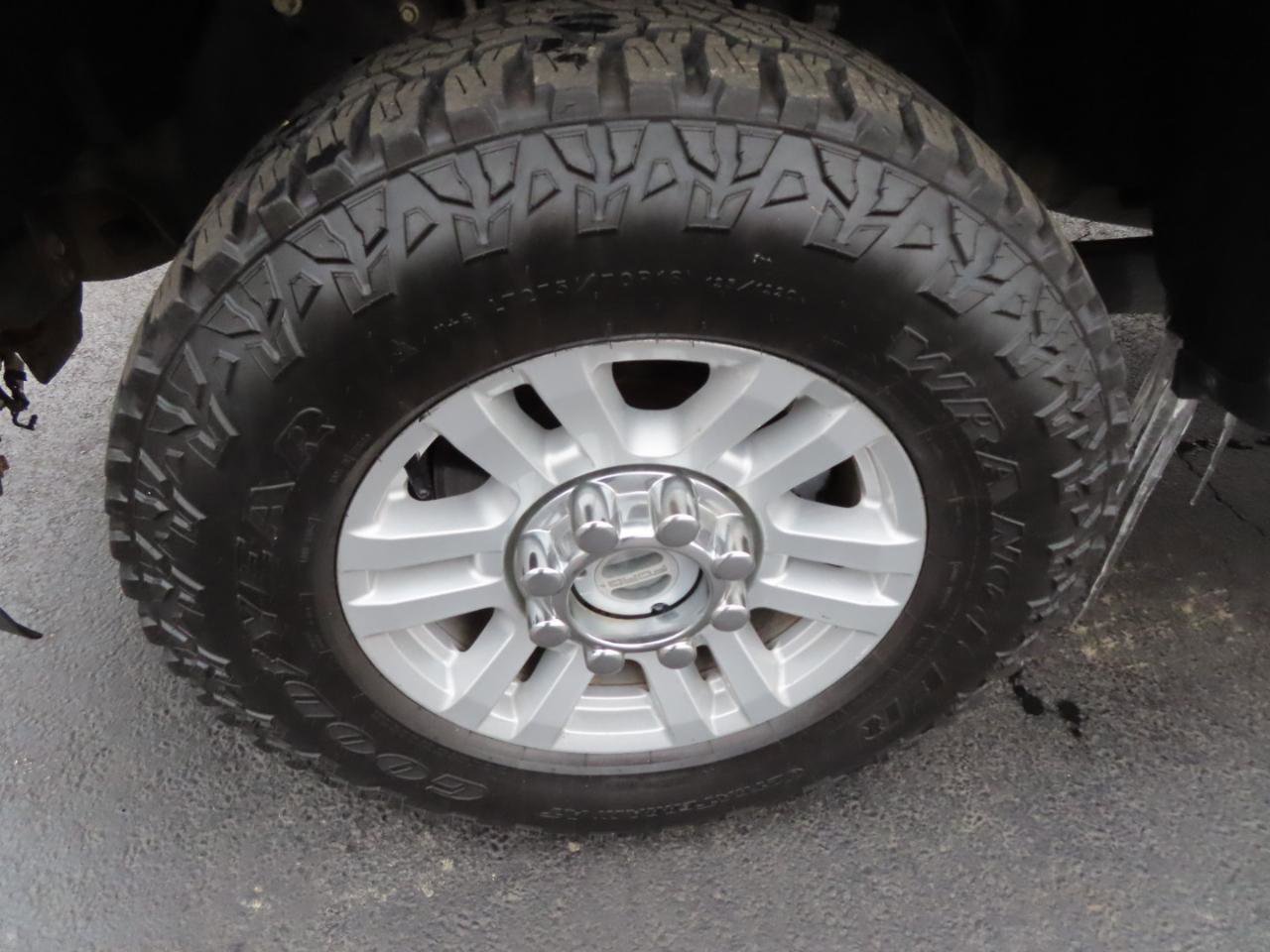 Used 2019 Ford F250 XLT w/ XLT Value Package image 11