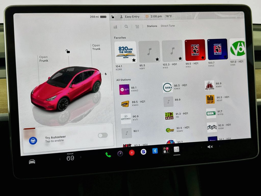 Used 2023 Tesla Model Y Long Range AWD/4WD image 21