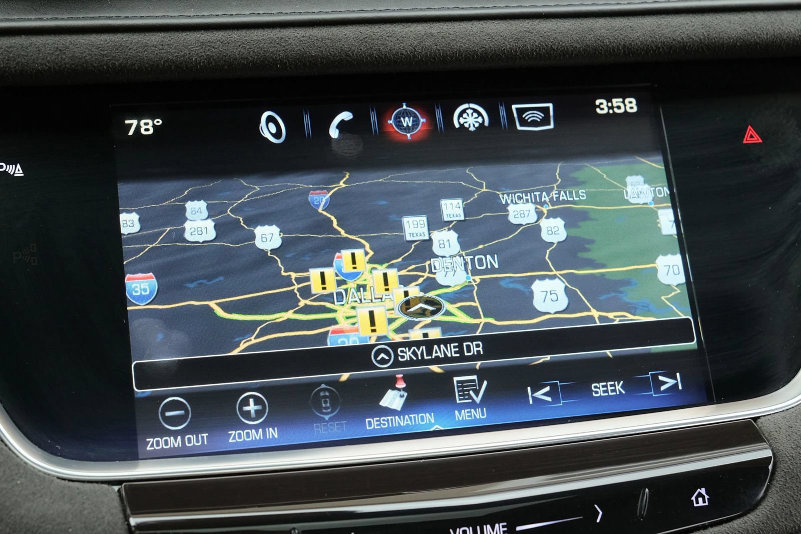 Used 2017 Cadillac XT5 Platinum AWD/4WD image 32