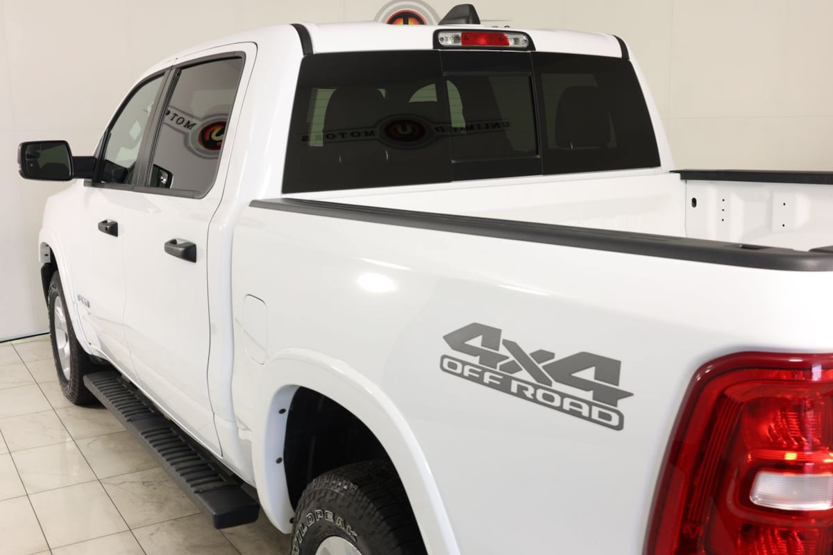 Used 2025 RAM 1500 Big Horn AWD/4WD image 43
