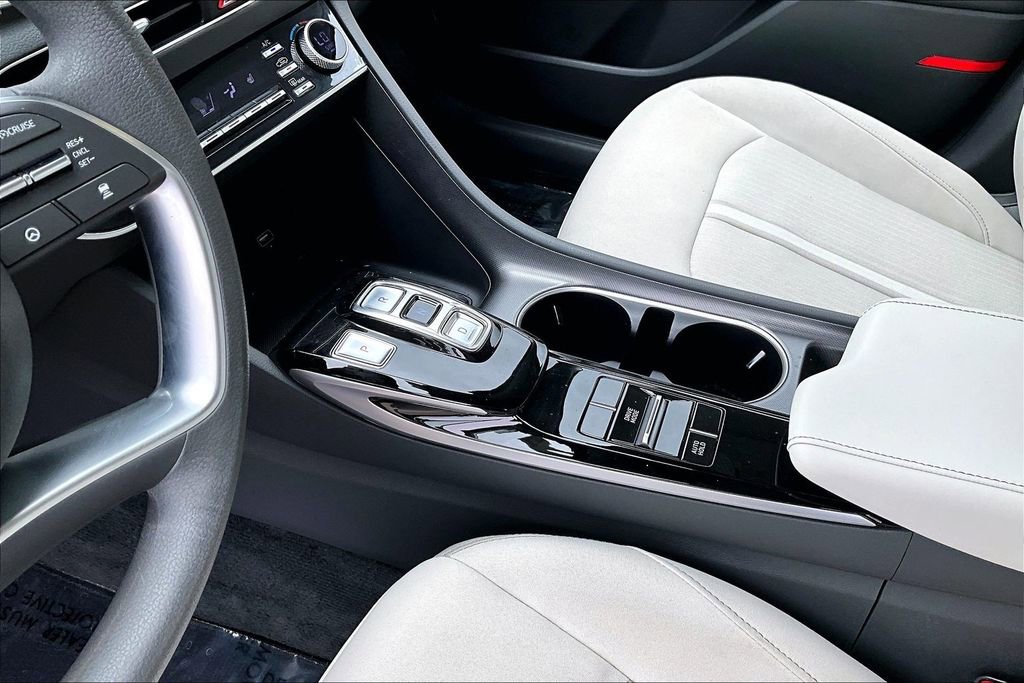 Used 2023 Hyundai Sonata SEL FWD image 17