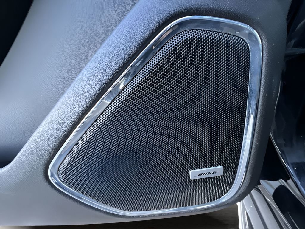 Used 2018 Chevrolet Suburban Premier image 25