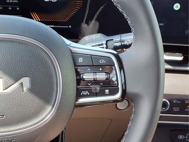 New 2026 Kia Carnival EX image 11