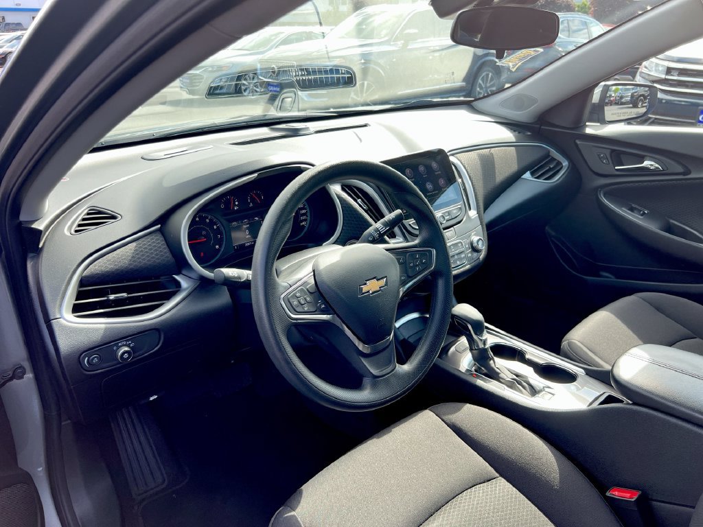 Used 2024 Chevrolet Malibu LT FWD image 10