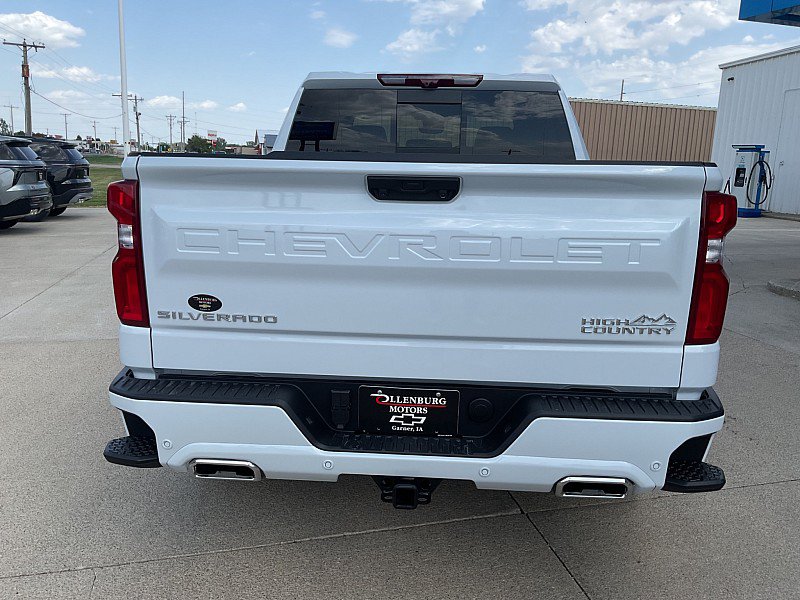 New 2026 Chevrolet Silverado 1500 High Country w/ High Country Premium Package AWD/4WD image 7