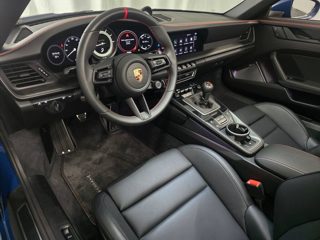 Used 2023 Porsche 911 Carrera GTS RWD image 4
