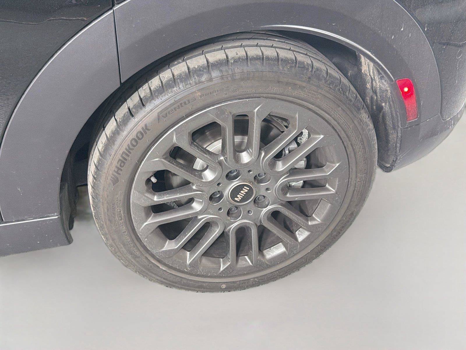 Used 2025 MINI Cooper S FWD image 29
