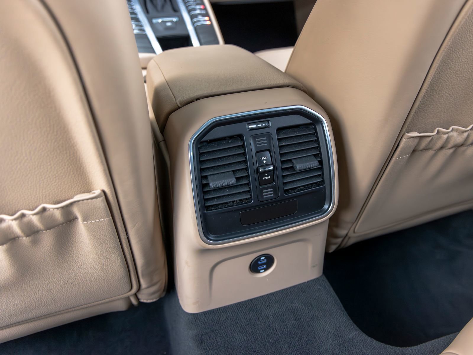 Certified 2020 Porsche Macan AWD/4WD image 45