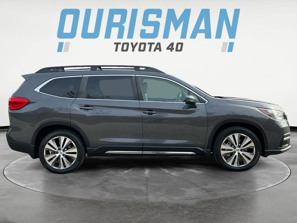Used 2022 Subaru Ascent Limited w/ Technology Package image 7