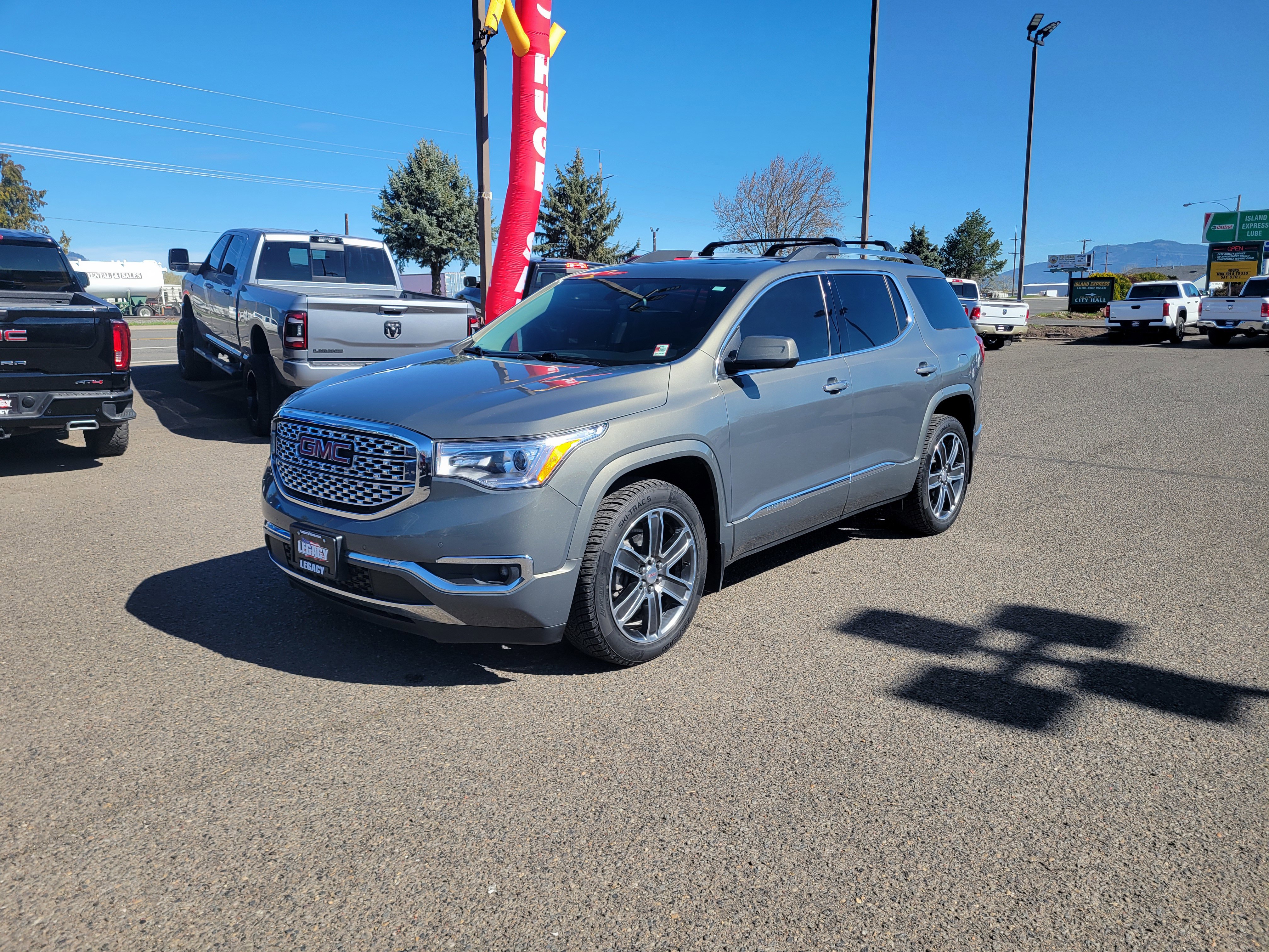 Used 2018 GMC Acadia Denali w/ Technology Package image 15
