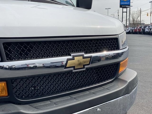 New 2025 Chevrolet Express 3500 w/ Power Convenience Package image 31