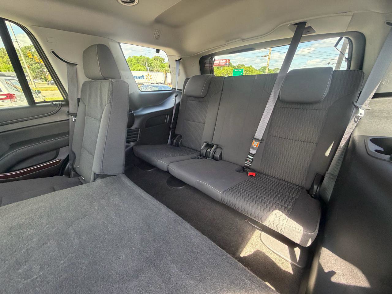 Used 2017 GMC Yukon SLE w/ SLE Value Package image 29