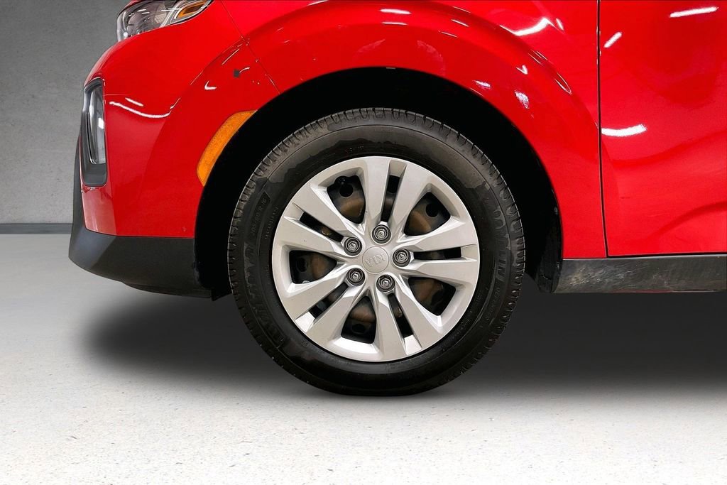 Used 2020 Kia Soul LX FWD image 31
