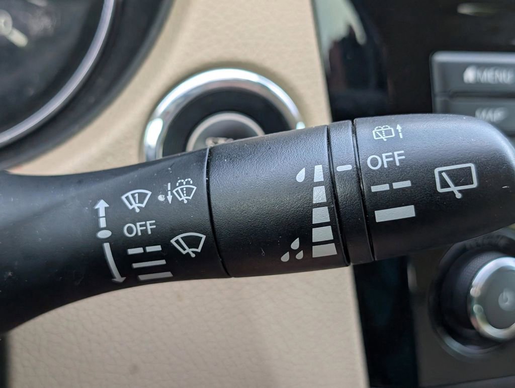 Used 2019 Nissan Rogue SV w/ Premium Package FWD image 26