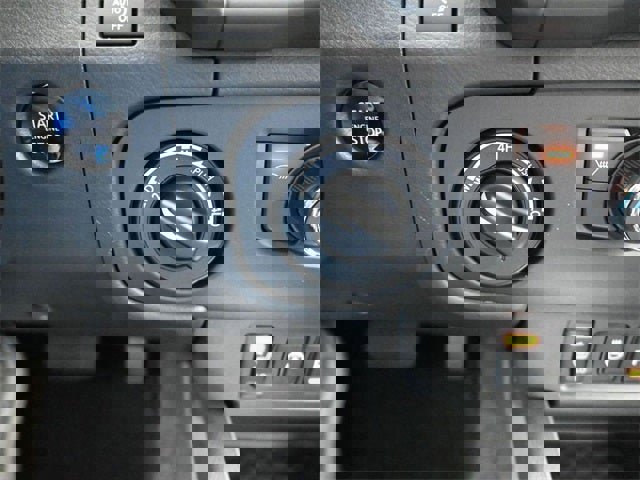 New 2026 Nissan Frontier SV image 23