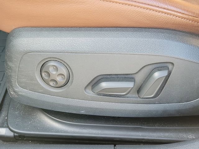 Used 2018 Audi A4 2.0T Ultra Premium Plus w/ Premium Plus Package image 19