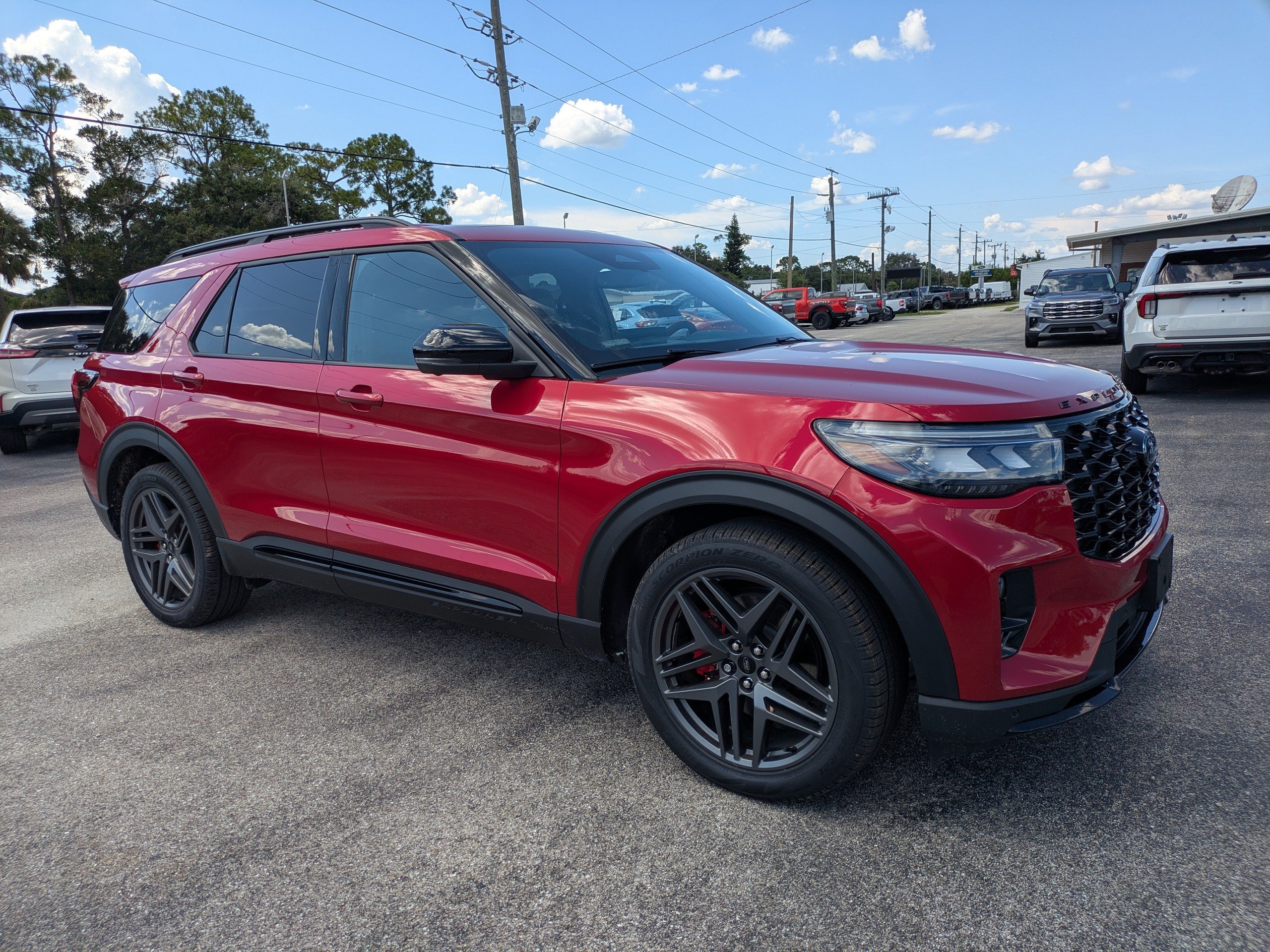Used 2026 Ford Explorer ST w/ Sun And Sound Package AWD/4WD image 2