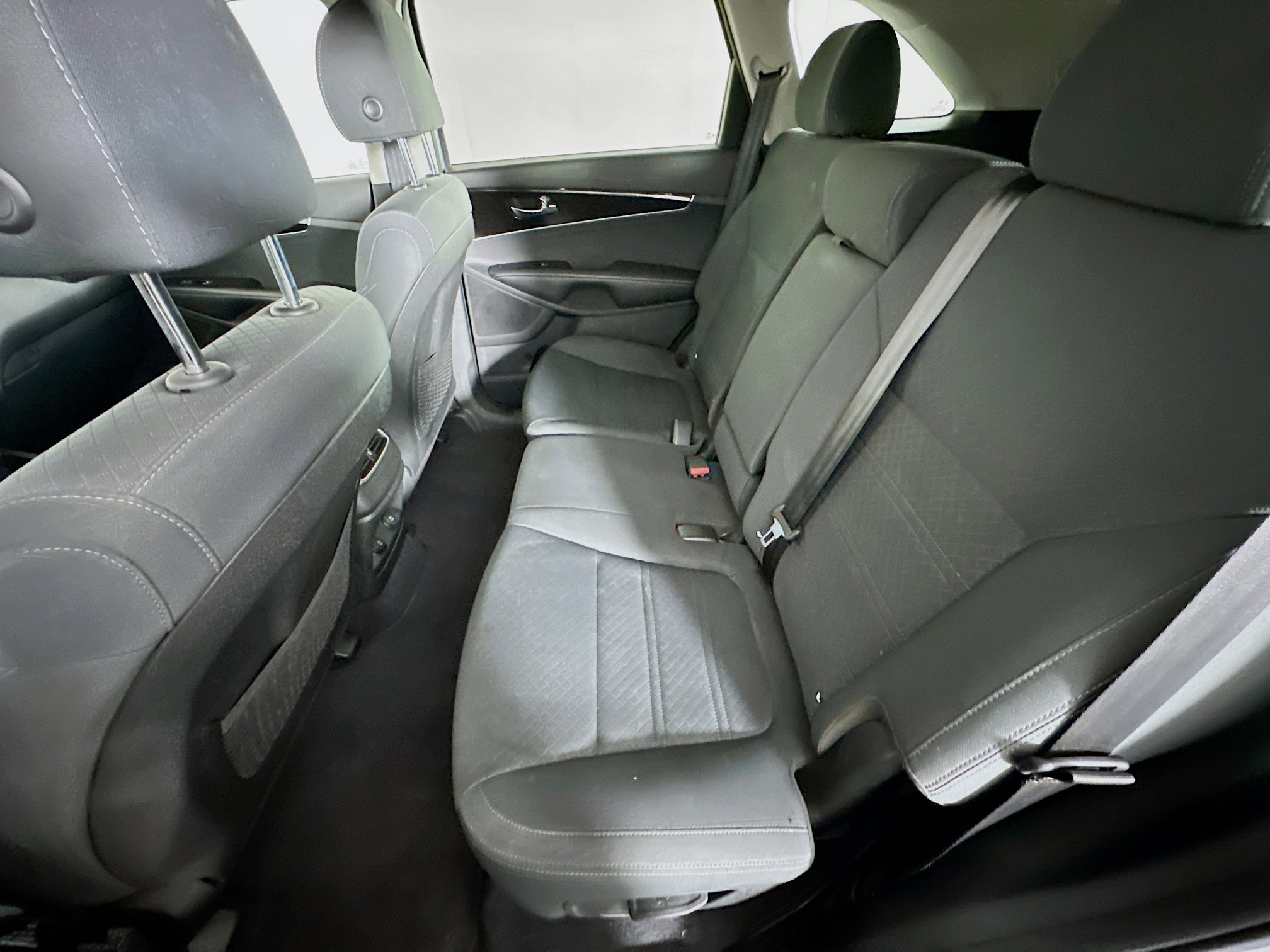 Used 2020 Kia Sorento S image 27