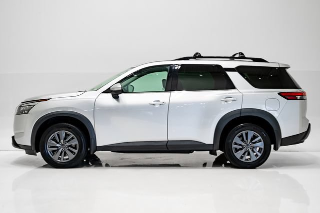 Used 2023 Nissan Pathfinder SV AWD/4WD image 31