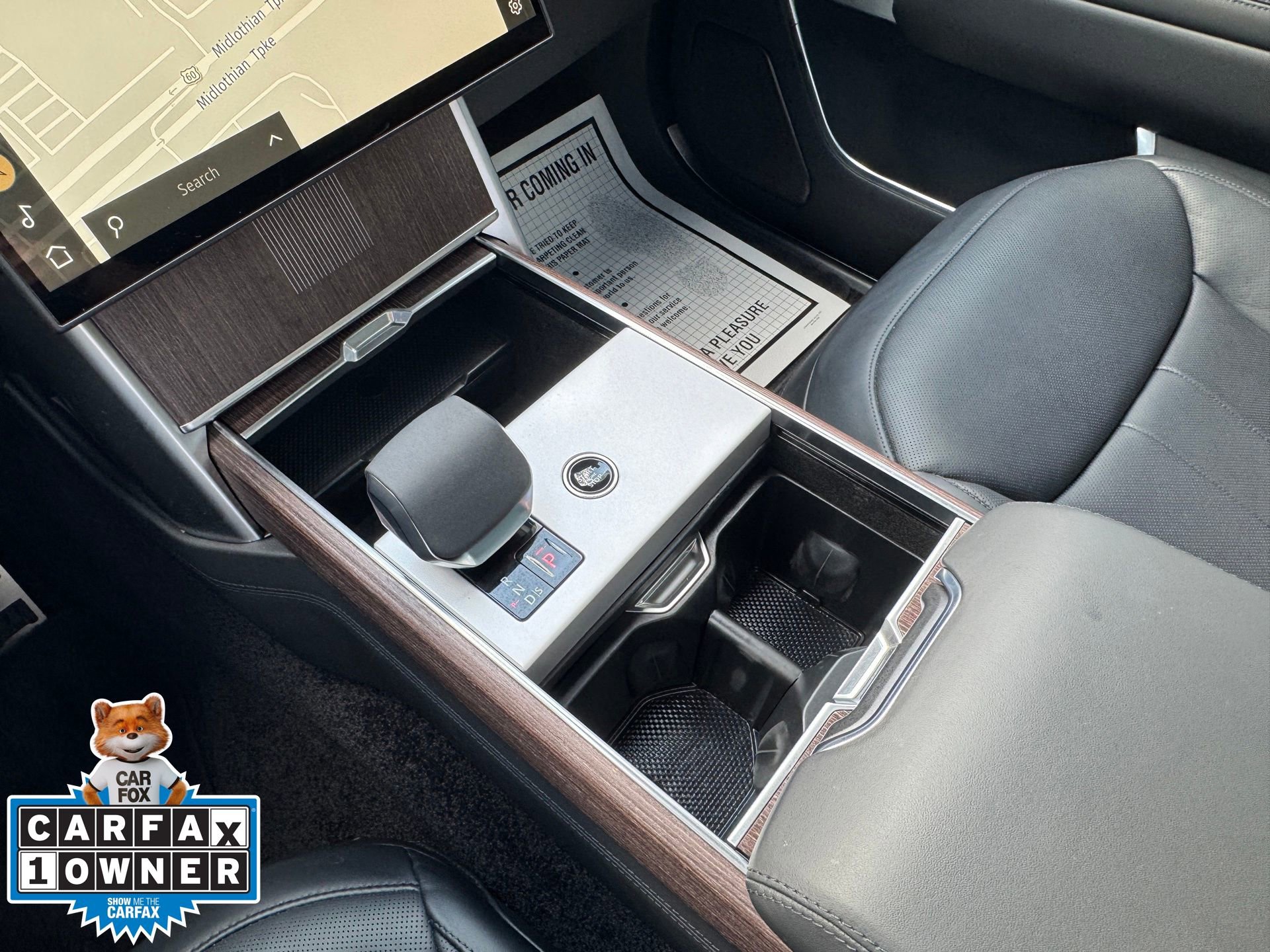 Used 2025 Land Rover Range Rover Long Wheelbase Autobiography image 14