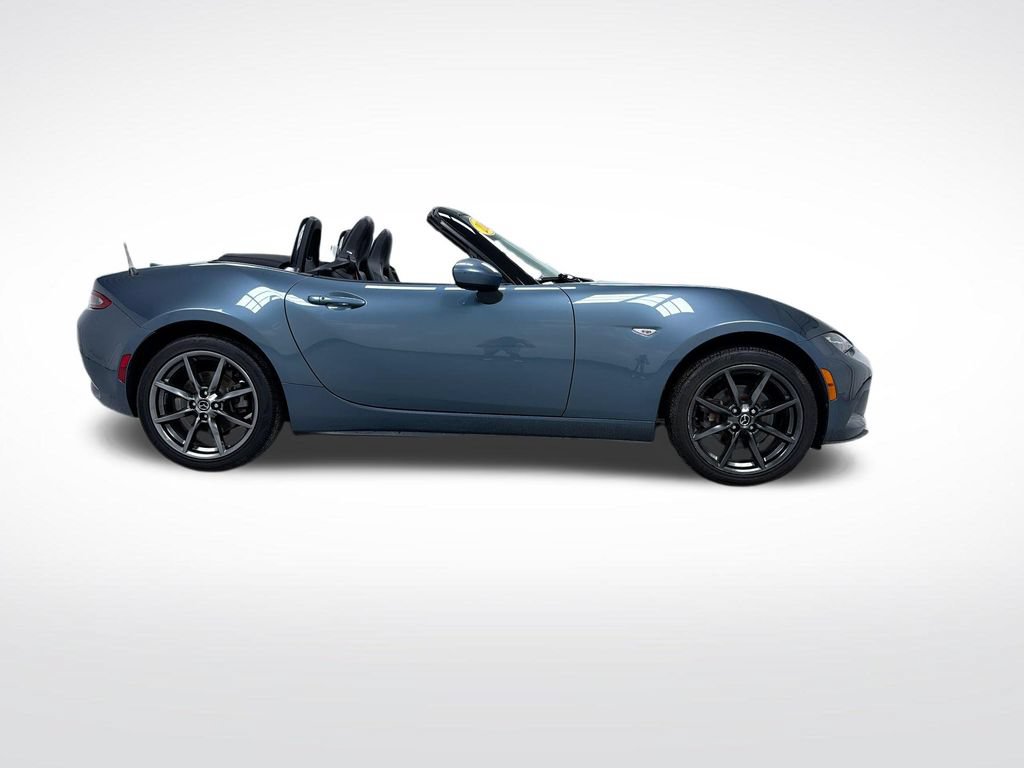 Used 2016 MAZDA MX-5 Miata Grand Touring RWD image 10