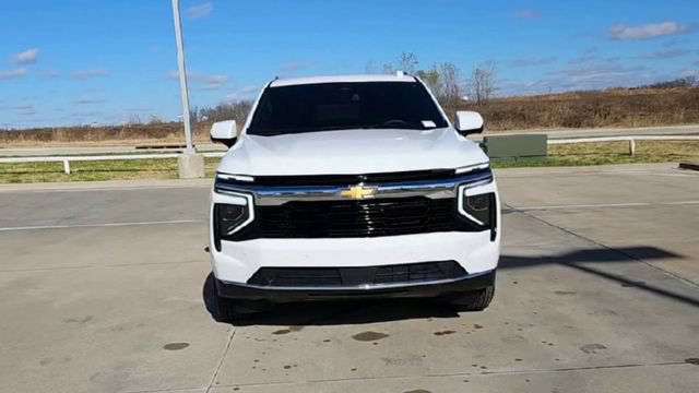 New 2026 Chevrolet Suburban LS RWD image 3