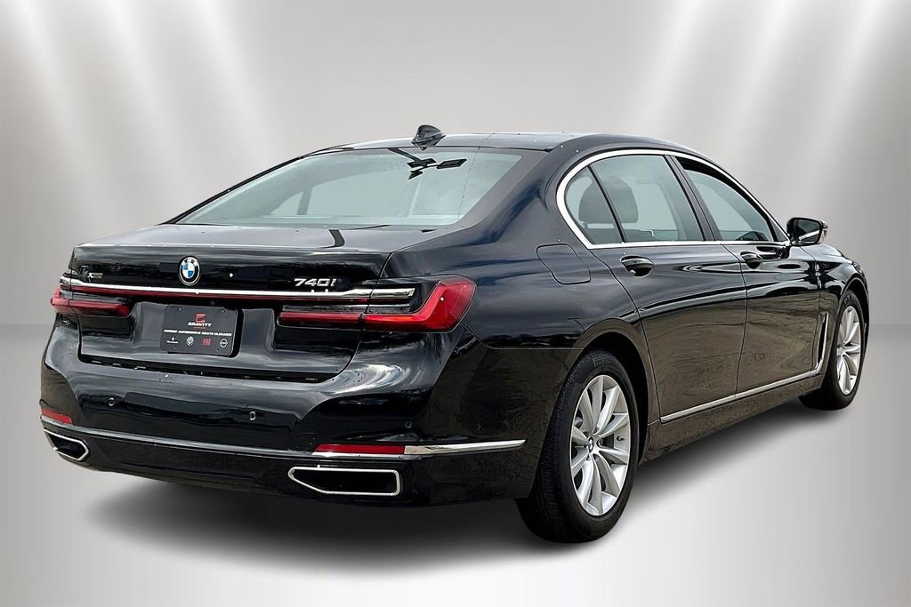 Used 2020 BMW 740i xDrive w/ Cold Weather Package image 6
