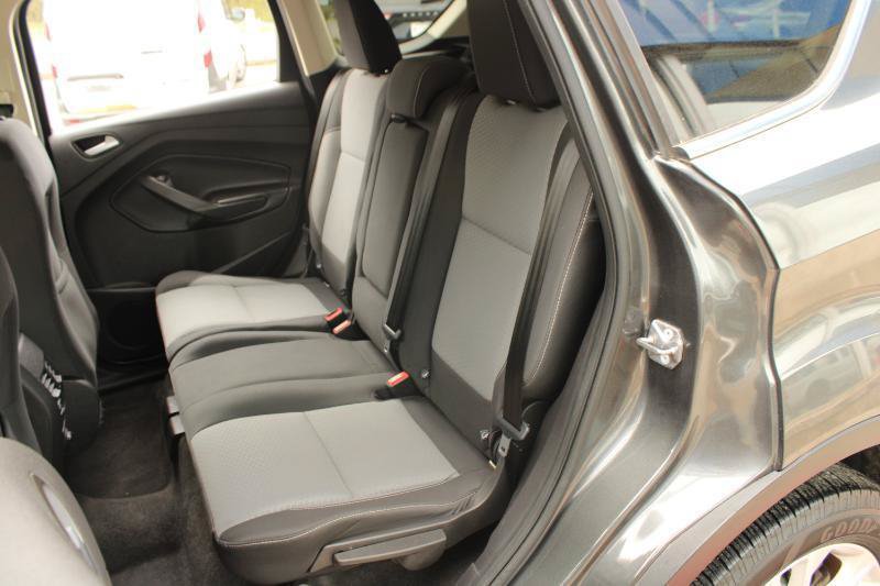Used 2018 Ford Escape SE FWD image 12