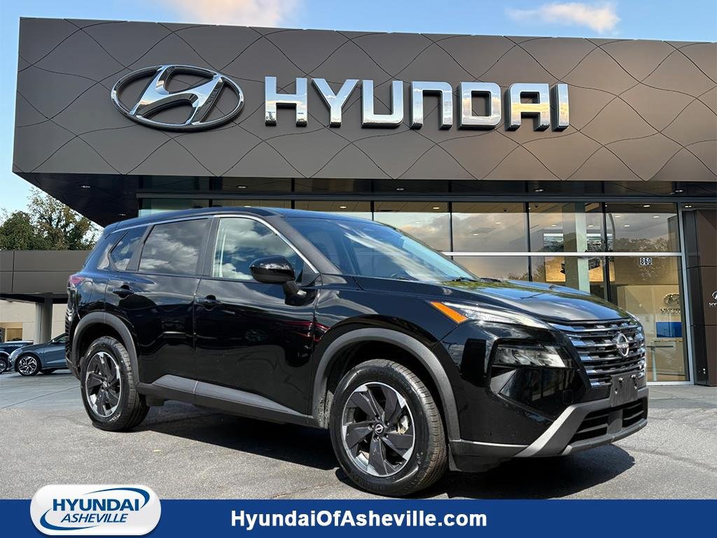 Used 2025 Nissan Rogue SV