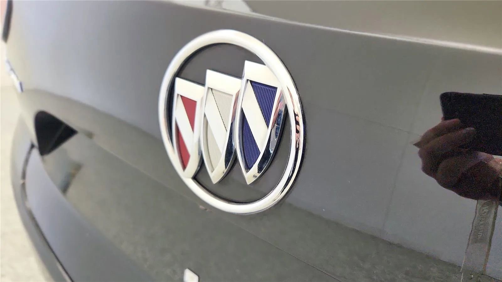 Used 2023 Buick Envision Preferred w/ Sport Touring Package image 16