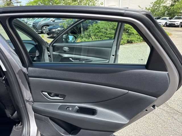 Certified 2023 Hyundai Elantra SEL w/ Convenience Package FWD image 33