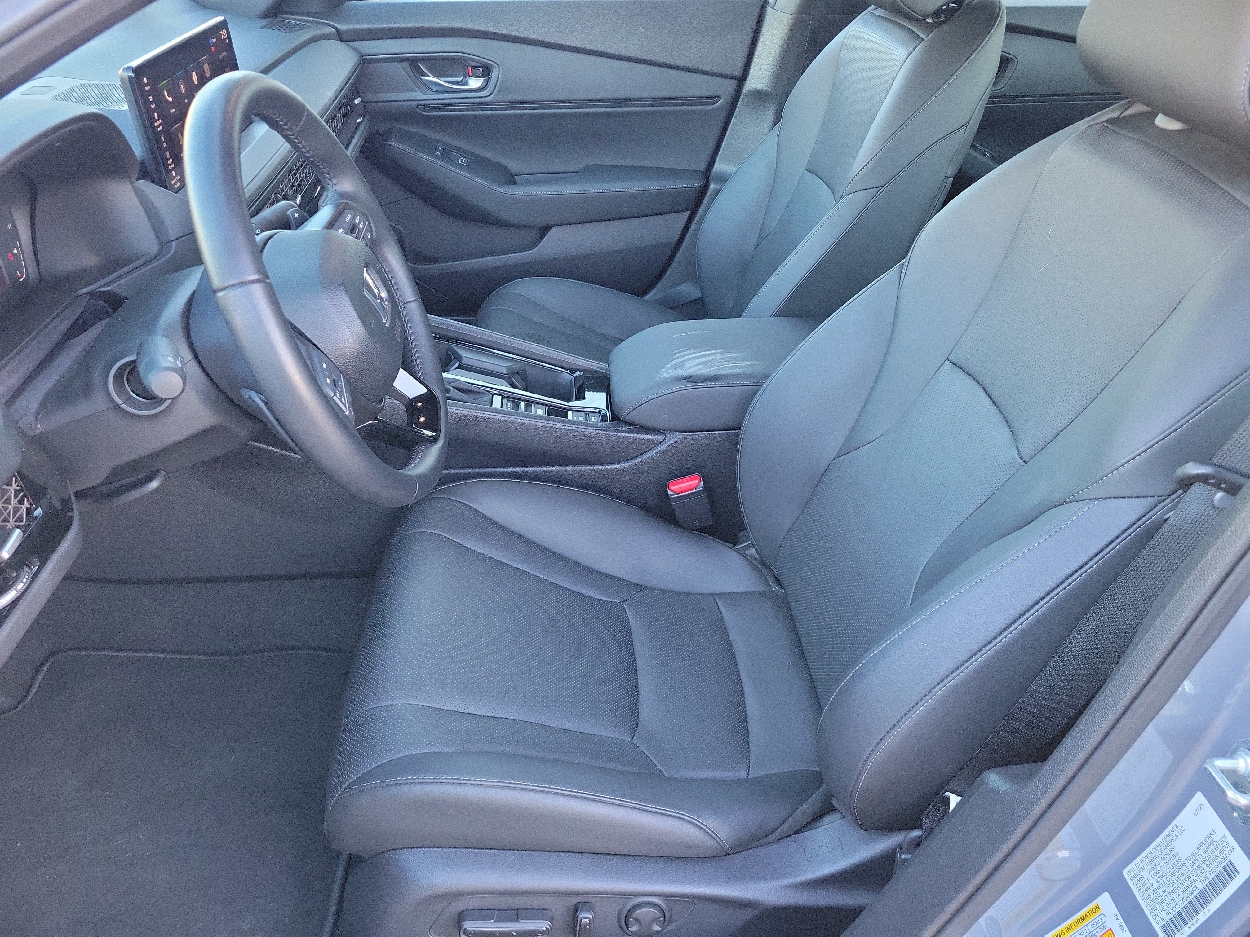Used 2025 Honda Accord Sport image 9