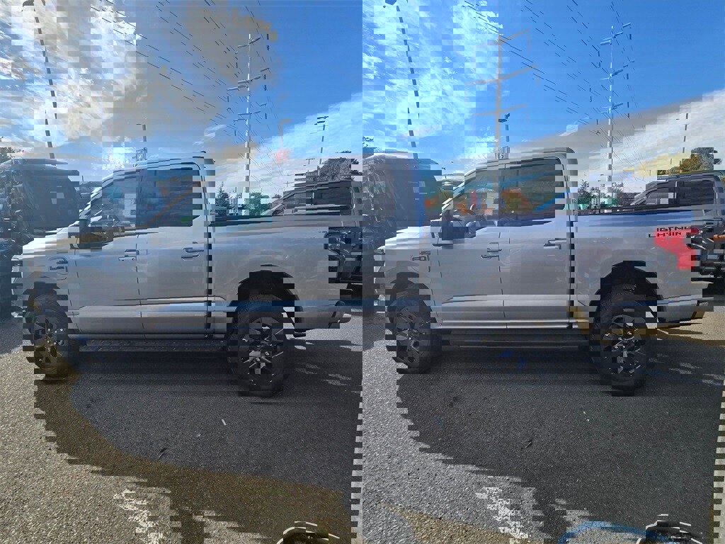 New 2025 Ford F150 Lightning Flash image 8
