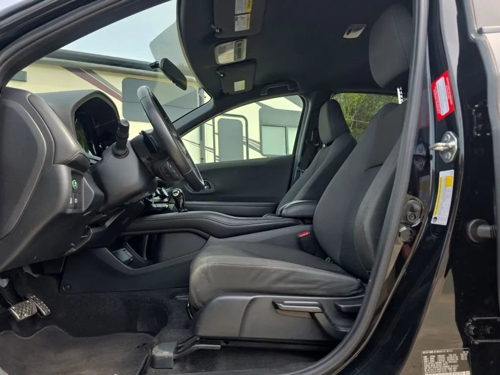 Used 2022 Honda HR-V Sport image 15