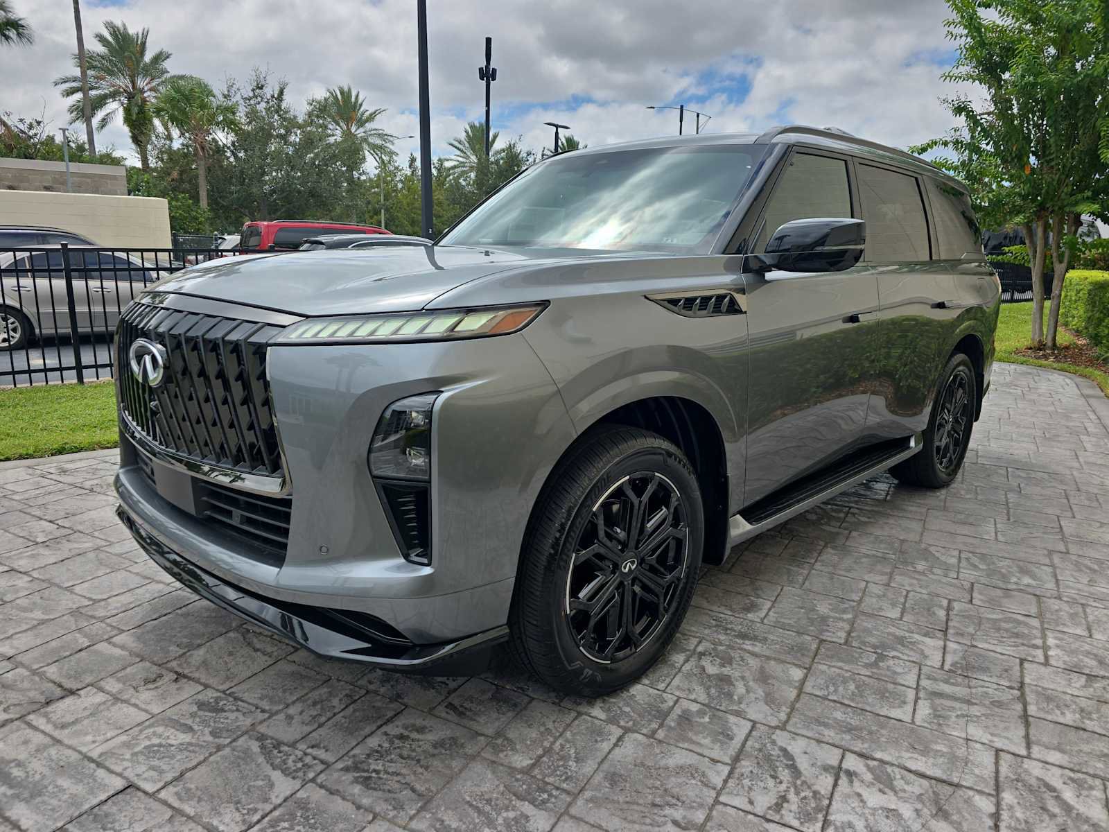 New 2026 INFINITI QX80 4WD w/ Sport Exterior Package image 7