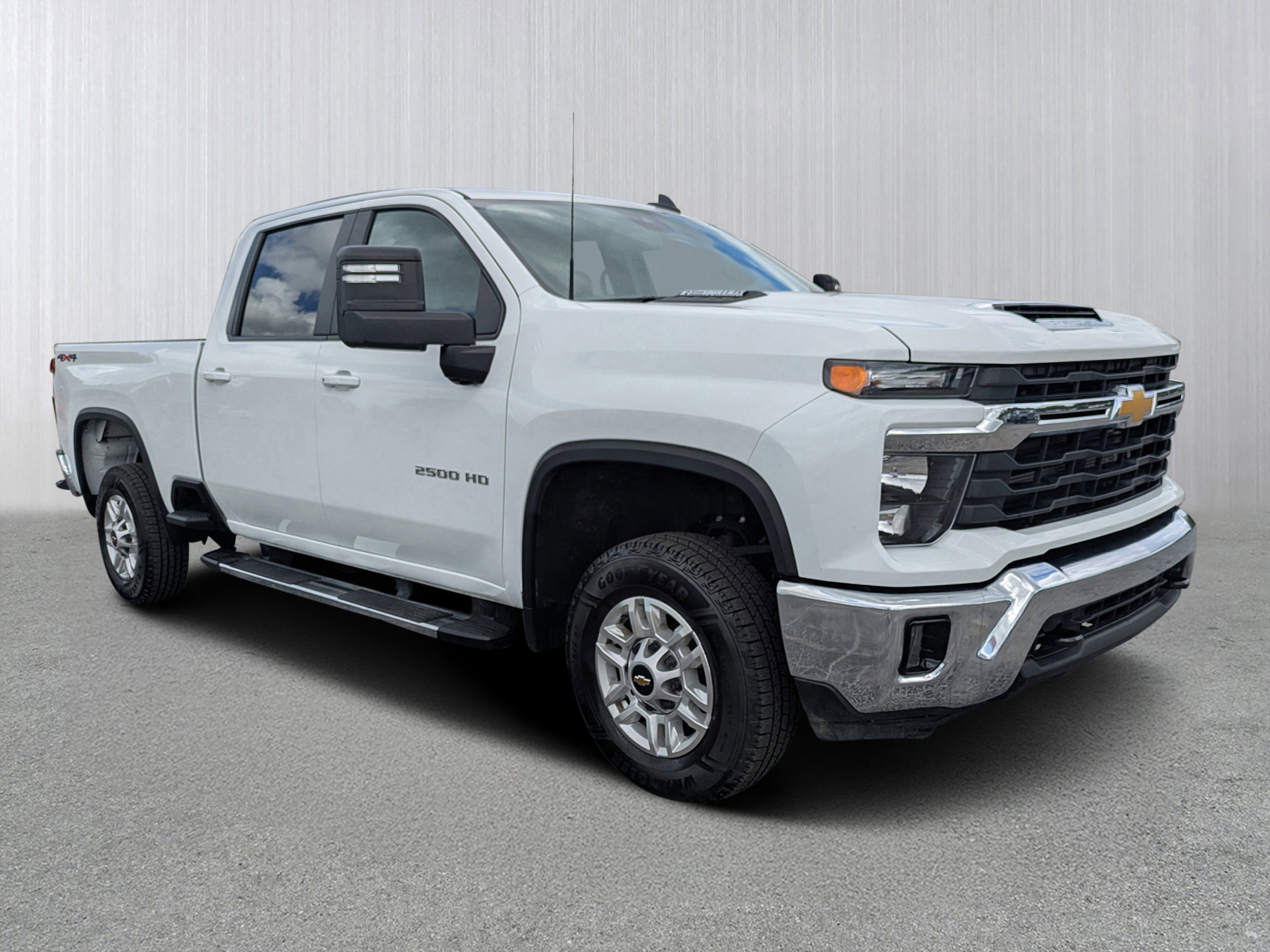 Used 2025 Chevrolet Silverado 2500 LT w/ Convenience Package