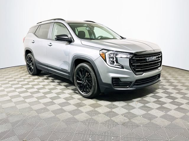 Used 2023 GMC Terrain SLE w/ Driver Convenience Package