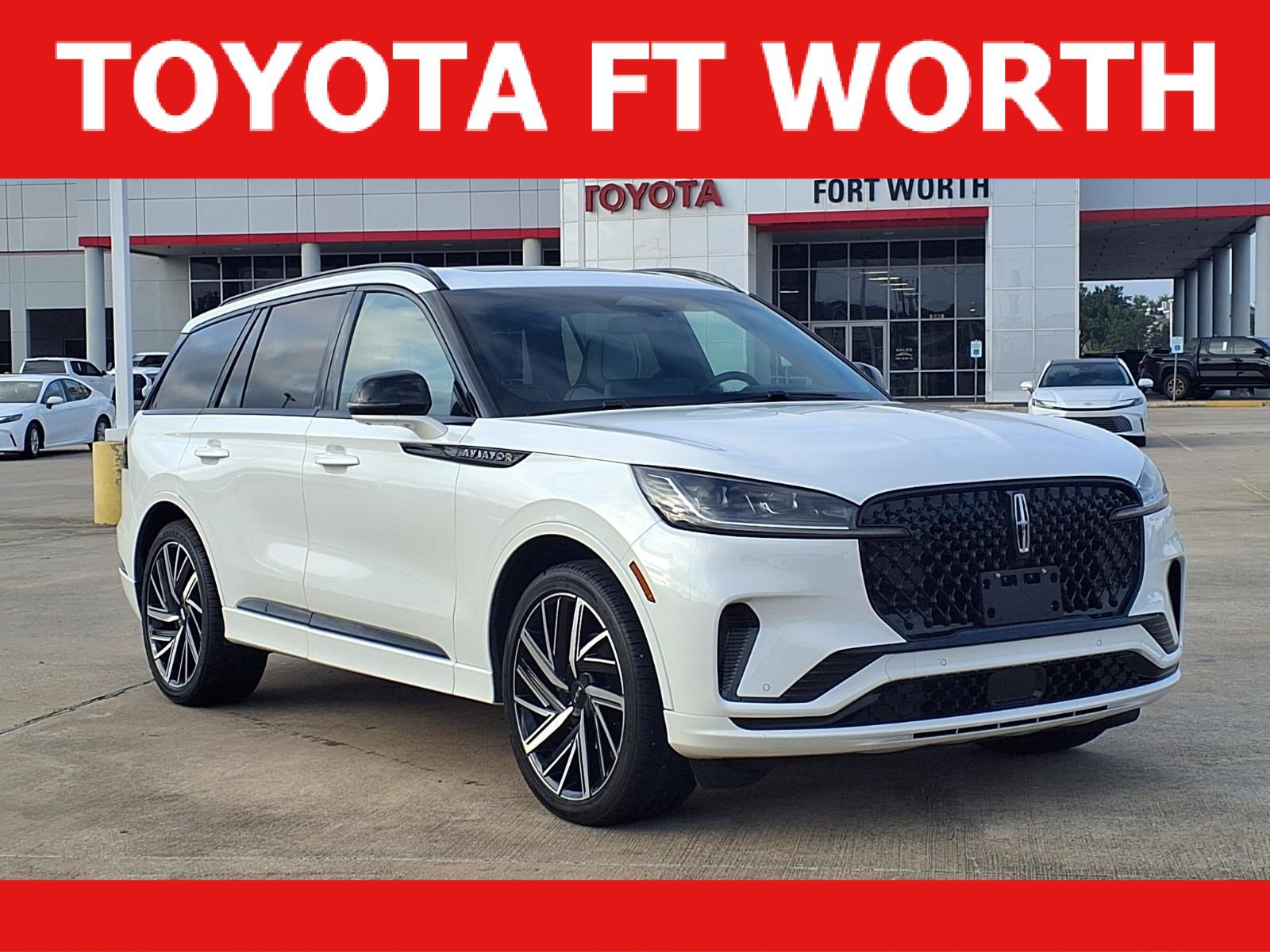 Used 2025 Lincoln Aviator Black Label w/ Jet Appearance Package AWD/4WD video 1