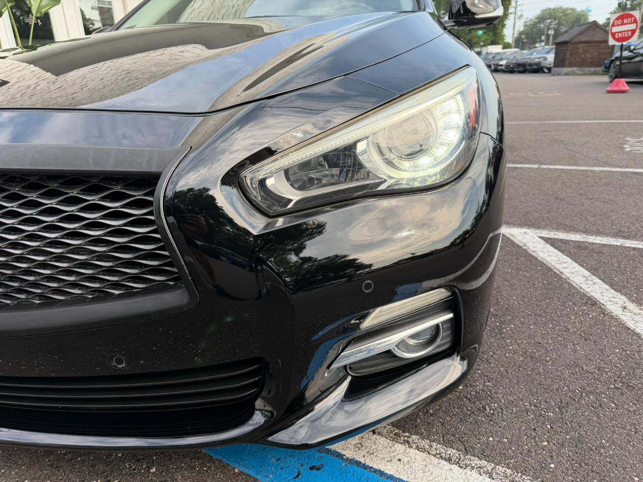 Used 2014 INFINITI Q50 Premium w/ Technology Package RWD image 6