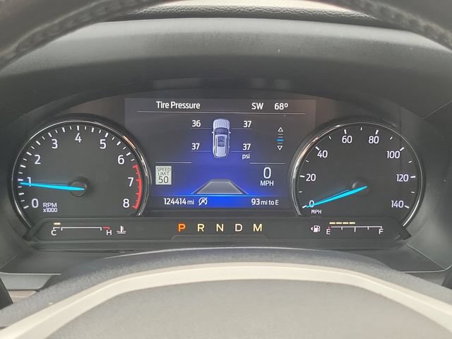 Used 2021 Ford Explorer Limited w/ Equipment Group 301A AWD/4WD image 13