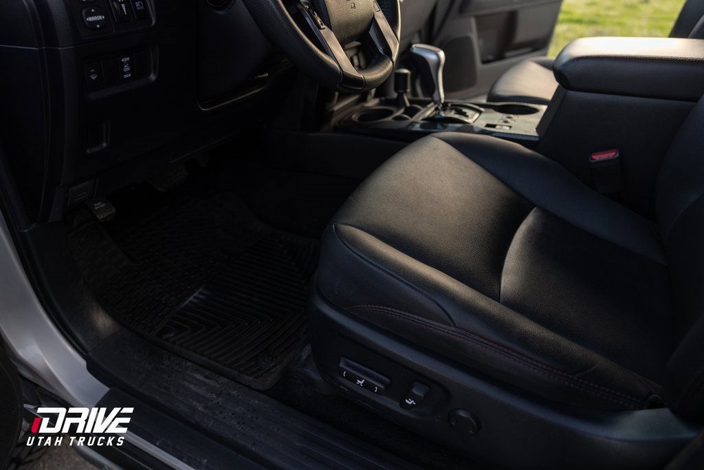 Used 2021 Toyota 4Runner TRD Off-Road Premium image 26