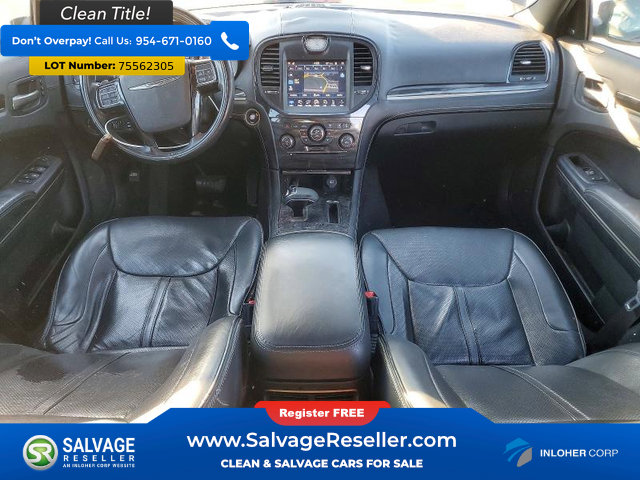 Used 2014 Chrysler 300 C image 11