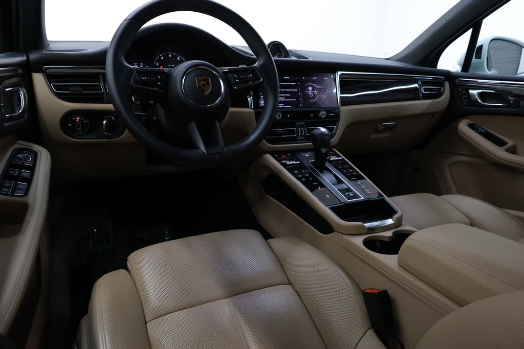 Used 2025 Porsche Macan S AWD/4WD image 67
