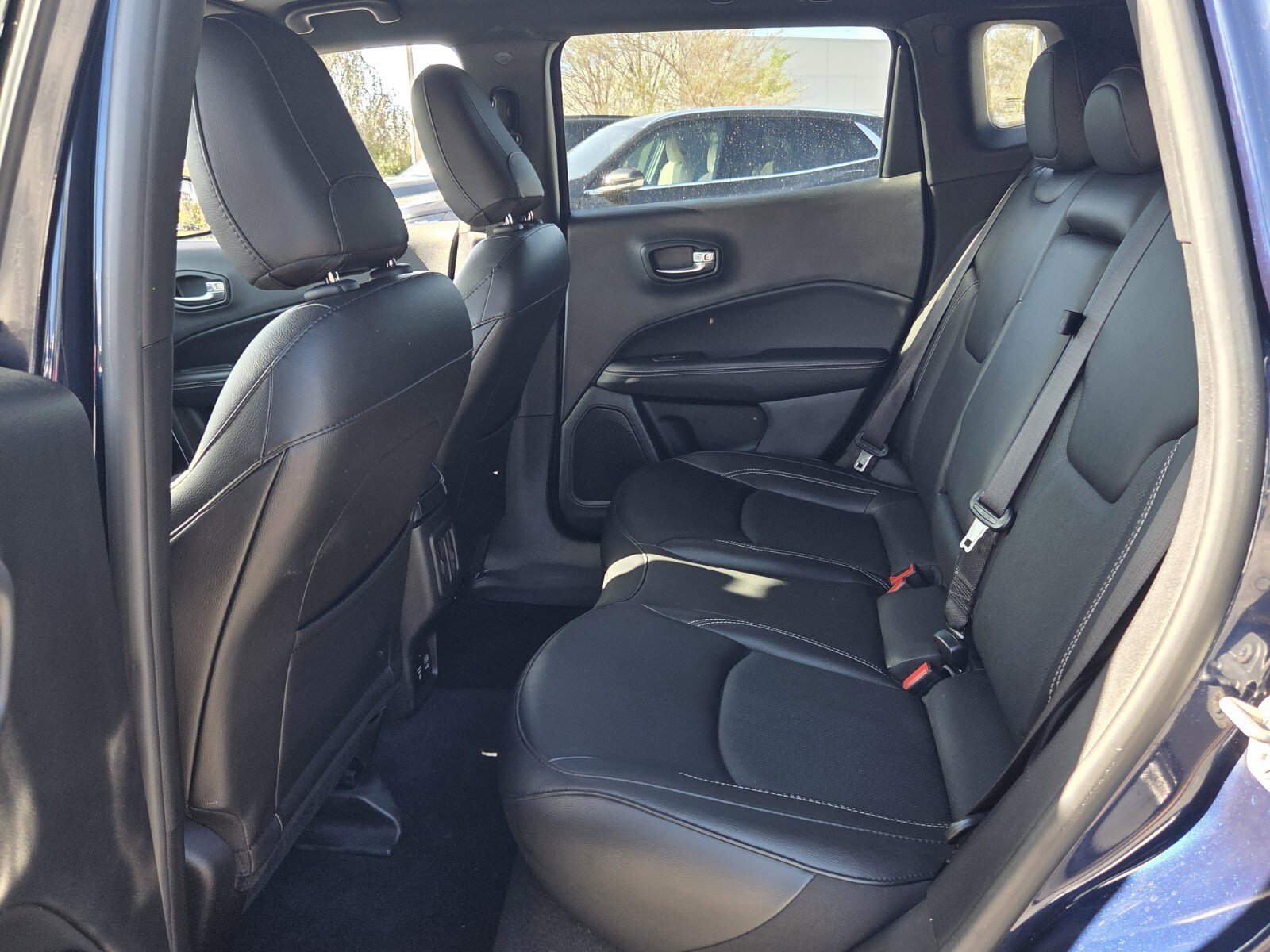 Used 2021 Jeep Compass Latitude image 11