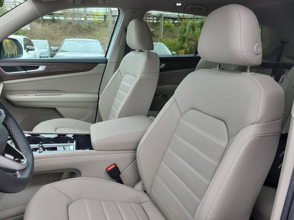 New 2026 Volkswagen Atlas SEL image 17